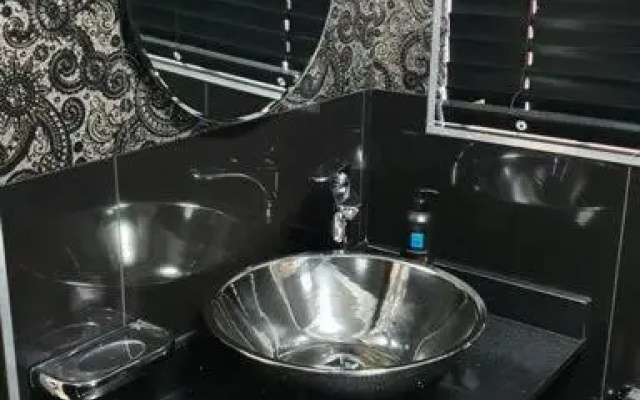 Upmarket 3 Bedroom Apartment