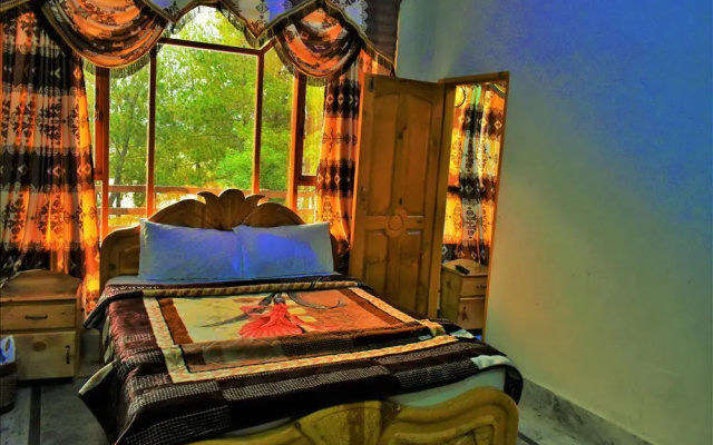 Almas Hotel Swat