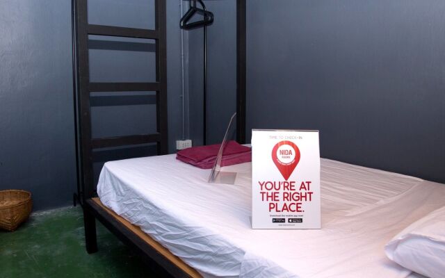 Отель Nida Rooms Suan Phlu Soi 8 Complex Бангкок комната для гостей
