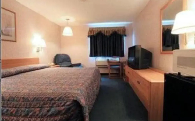 Super 7 Motel