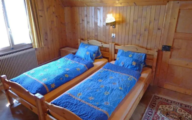 Heiderösli 1st Floor and Attic Apartment