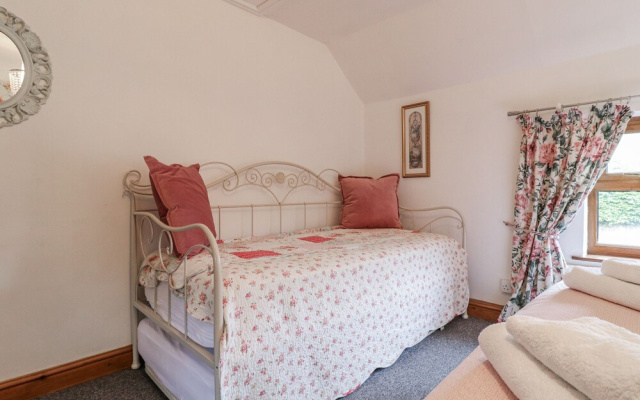 Yoxall Cottage
