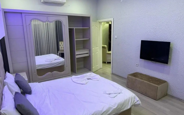 Novel Suite
