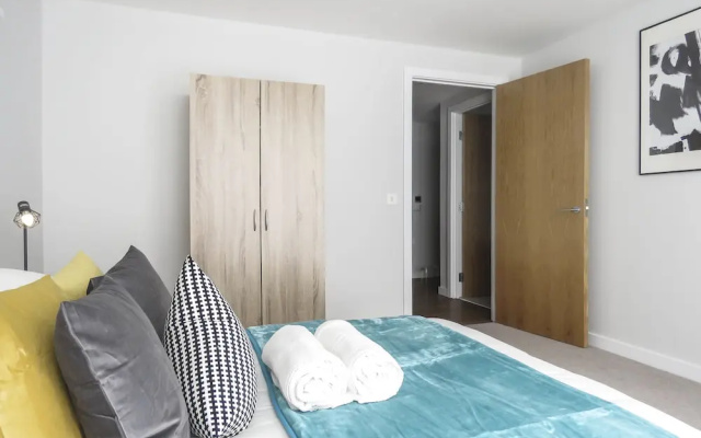 Tudors - Yellow Suite - Free Parking