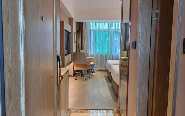 Vienna Hotel (Huidong Jilong)