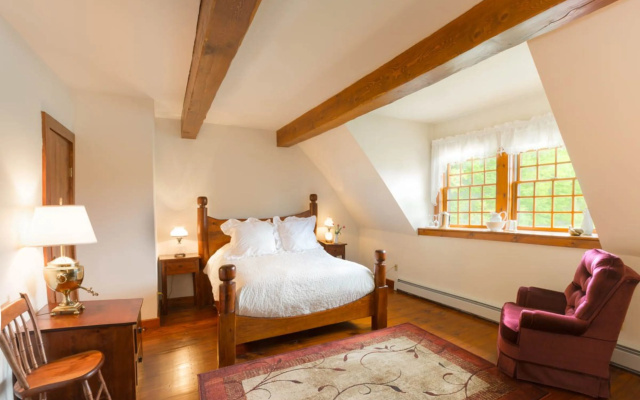 1712 House