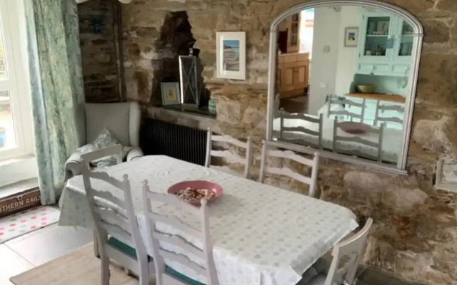 Sandown Cottage