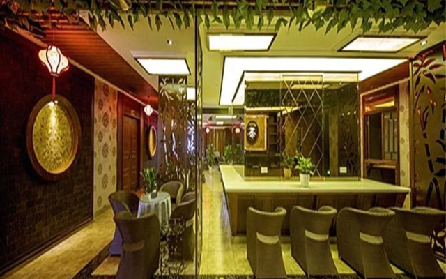 Runhechuan Business Hotel