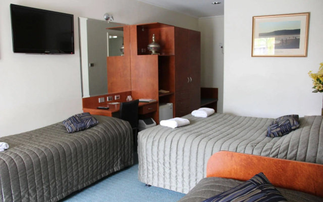 Tonsley Hotel