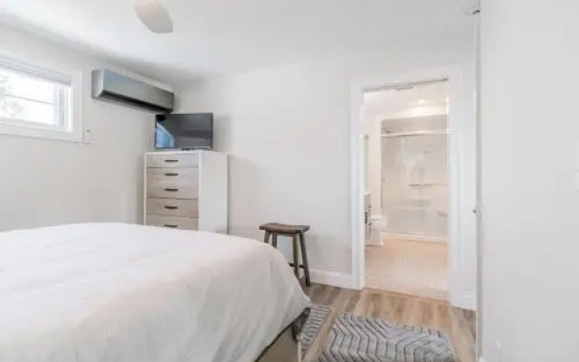 Lighthouse Suites at Pine Point
