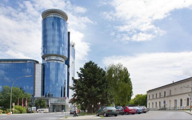 Select Hotel Spiegelturm Berlin парковка