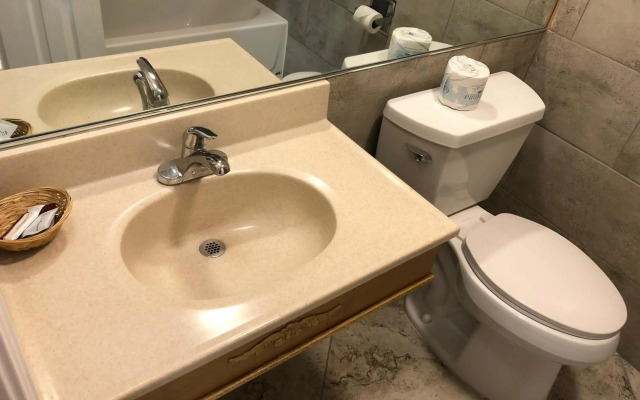Whittier Travel Inn