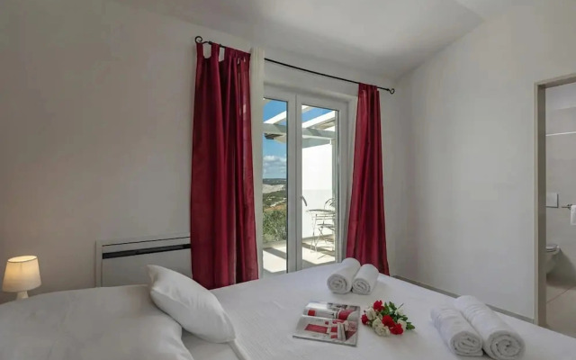 Villa Luka With 50 sqm Pool