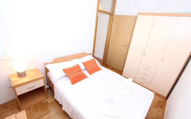 Apartment Mladen