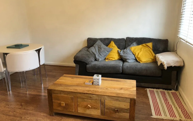 Spacious 1 Bedroom Flat in Hanover