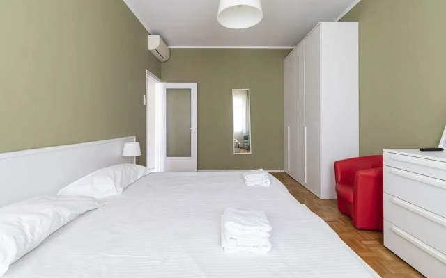 JOIVY Trendy Flat W/Balcony
