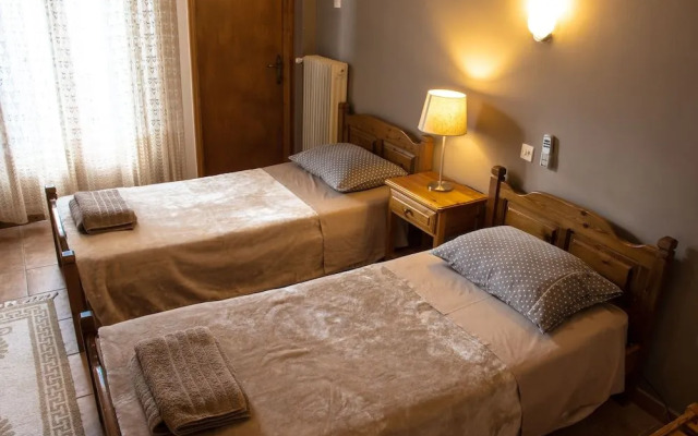 Hotel Defkalion