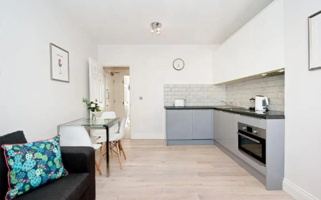 F6 Greek Street by City Living London