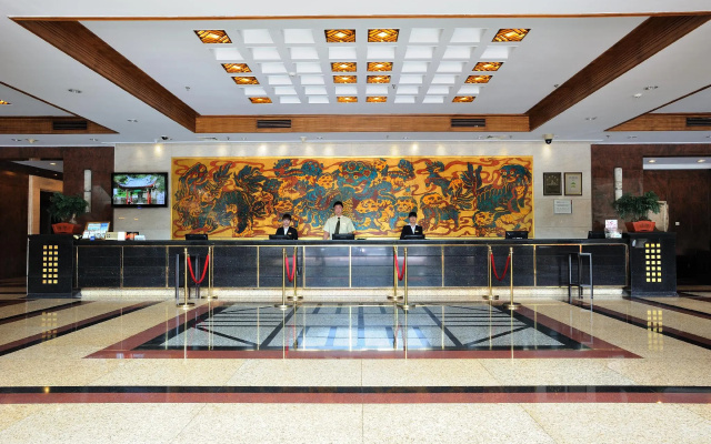 Fuzhou Meilun Hotel