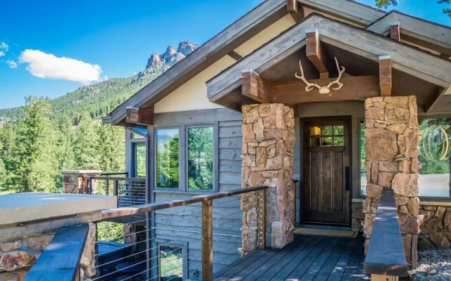 Hyler Mountain Lodge - 5 Br Home