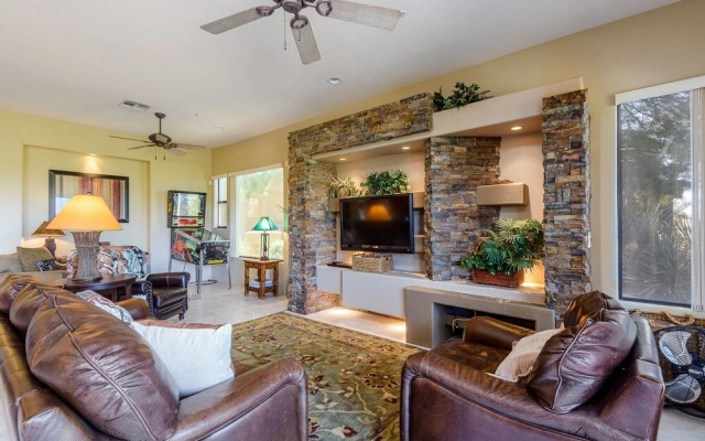 Agave 2 Bedroom Townhouse by RedAwning