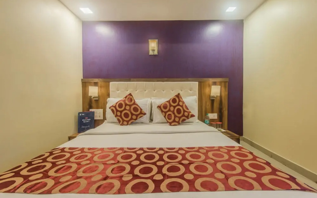 OYO 9983 Hotel Golden Park