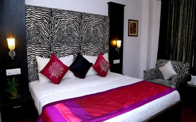 OYO 3712 Chandigarh Grand