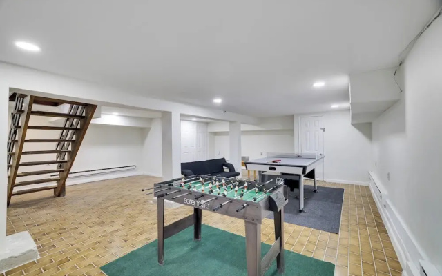 Game Room & Fire Pit: Tree-lined Pocono Lake Cabin
