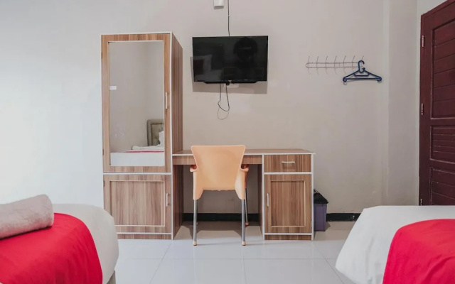 RedDoorz Syariah near Balai Kota Bengkulu