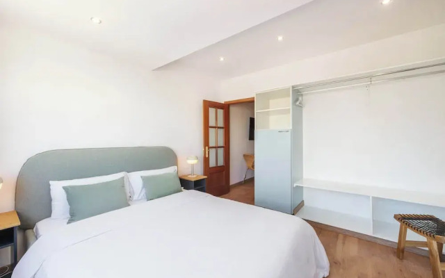 Equador Apartments by Olala Homes
