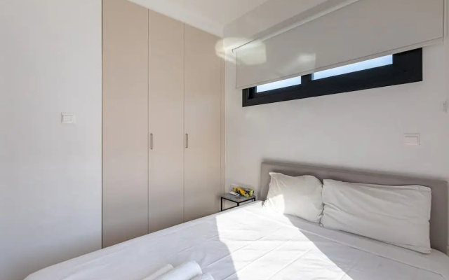 Yamas Urban Living Platinum Key