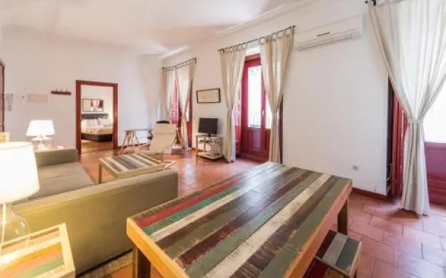 Apartamentos Madrid Centro B