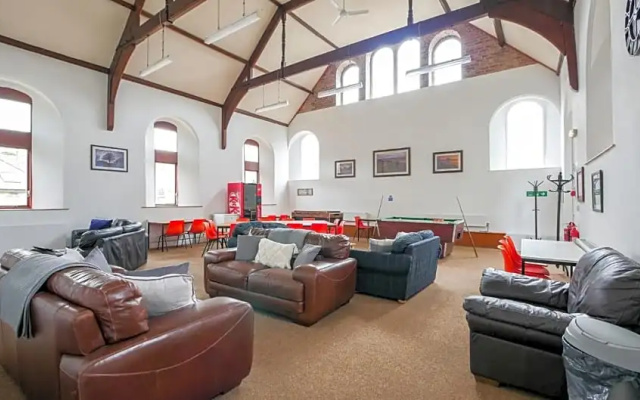 The Greenhead Hotel & Hostel