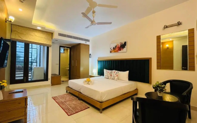 BluO 2BHK - M Block Mkt Greater Kailash