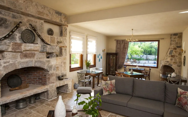 Room-exclusive and Romantic Boutique Hot