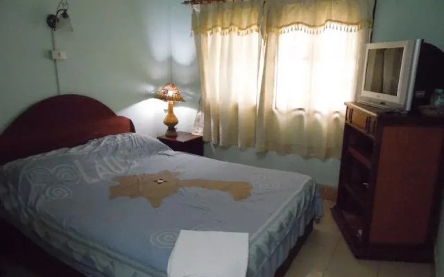 White Orchid Guesthouse
