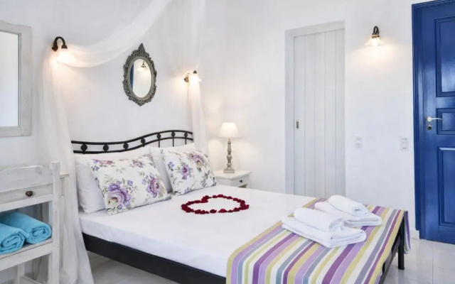 Hotiday Santorini Sea View