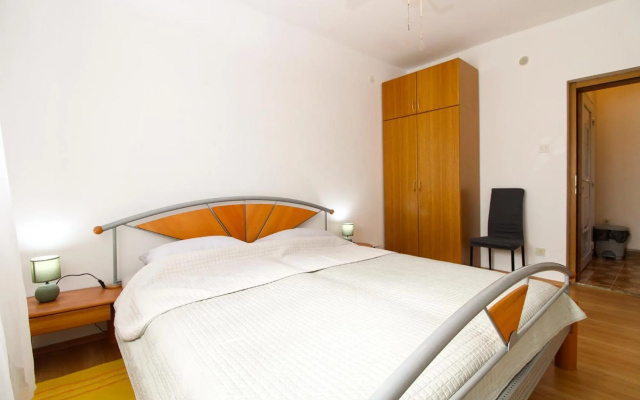 Apartments Spomenka 1432