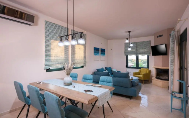Antonia Blue Villa