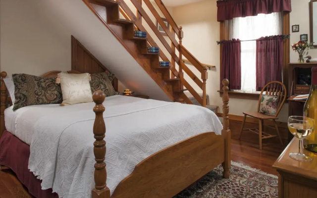Harvest Moon Bed & Breakfast