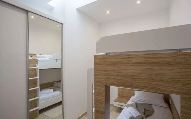 Adrion Aparthotel