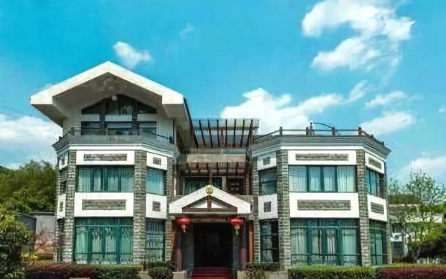 Sylvan Haven Hotel