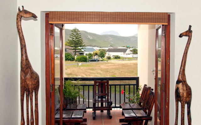 Hermanus AT HOME