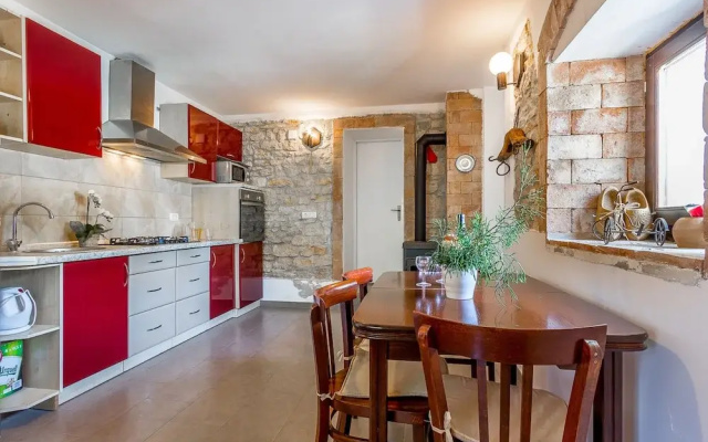 Villa in Istria With Pool Near Croatian Sea