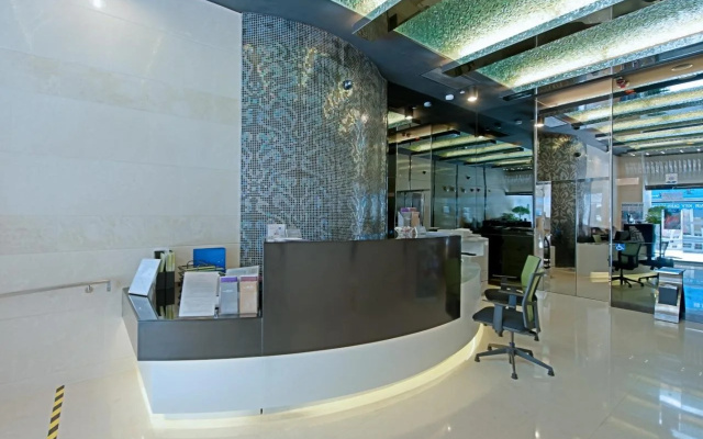 The Bauhinia Hotel - Central