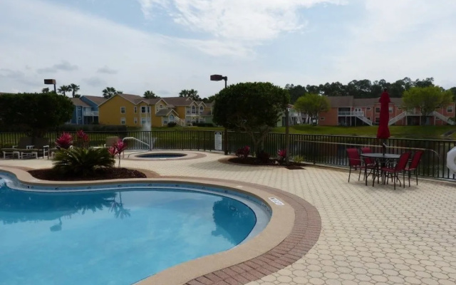 3163 Tamarind Circle,