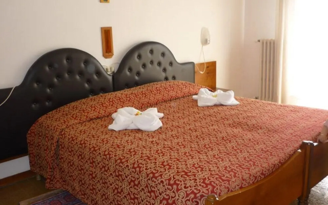 Hotel Farnese