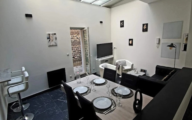 La Forteresse Jacuzzi-Sauna
