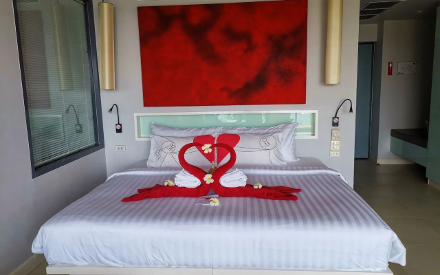 The Houben Hotel,  Adult Only