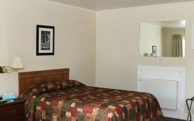Bucksport Inn